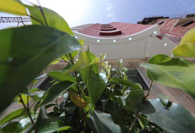 هتل Marmara Deniz