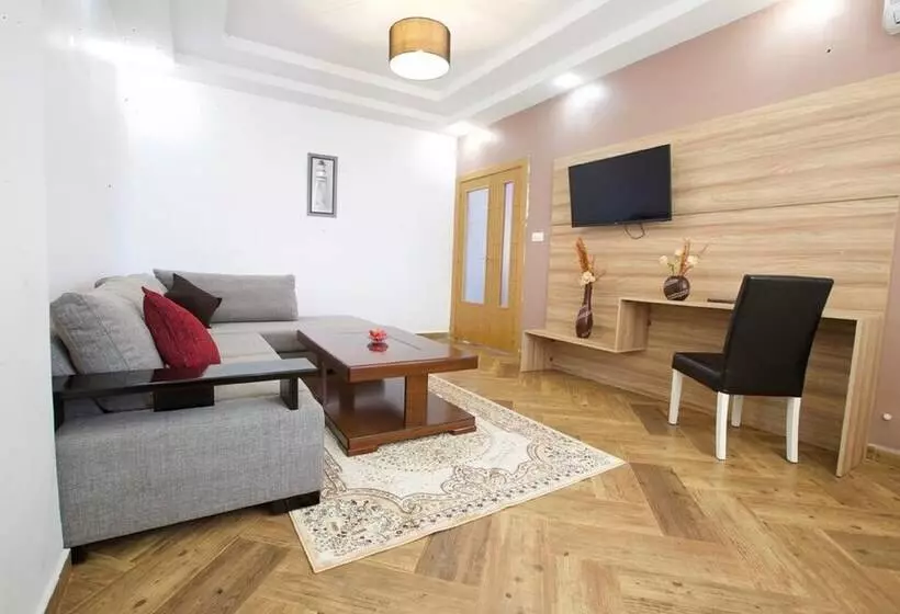 هتل Marmara Deniz