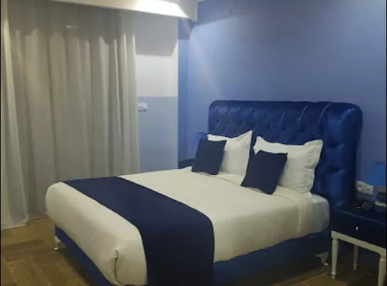 هتل Marmara Deniz