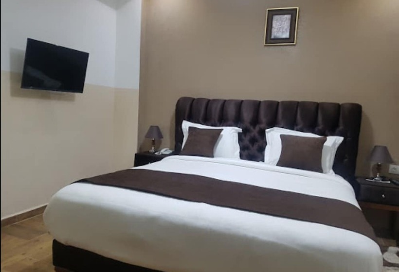 هتل Marmara Deniz