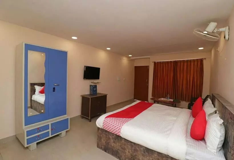 Hotelli Sai Yatri Niwas By Oyo Rooms