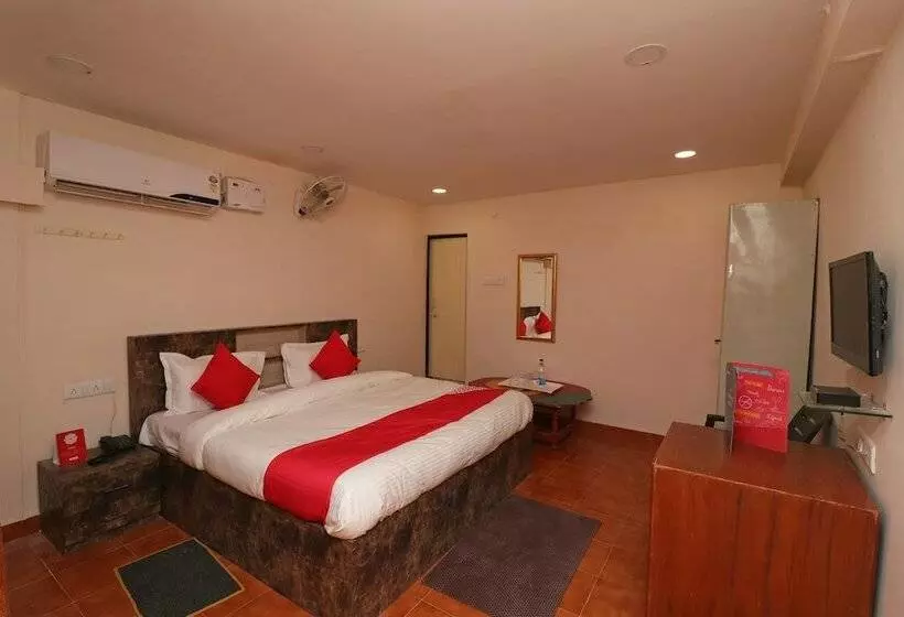 Hotelli Sai Yatri Niwas By Oyo Rooms
