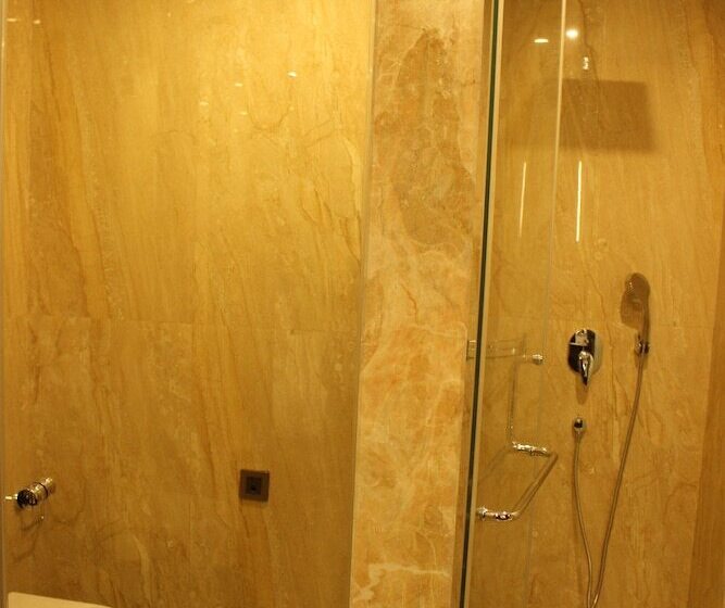 בית מלון כפרי Sea Shell Coral Cove