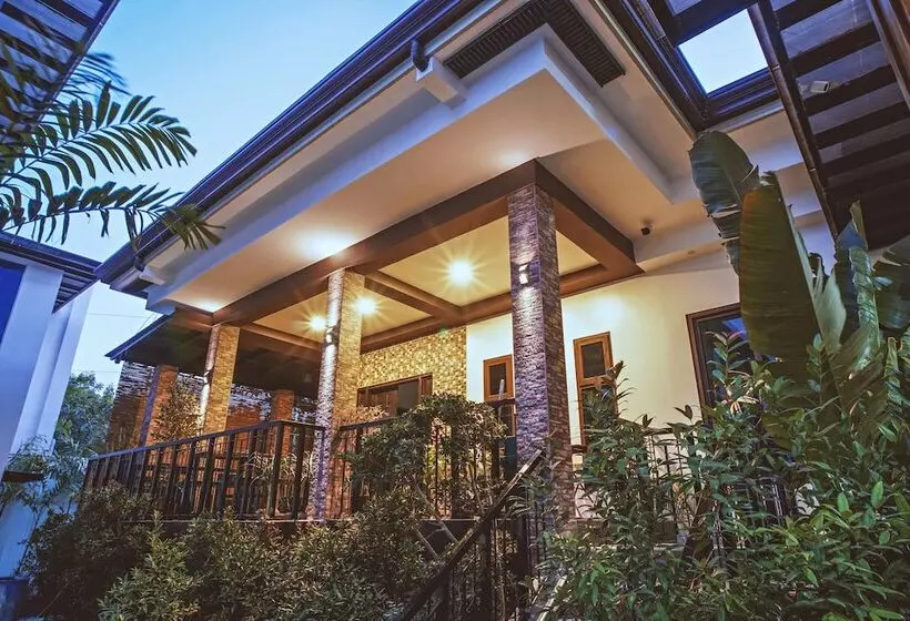 هتل Villa Tomasa G