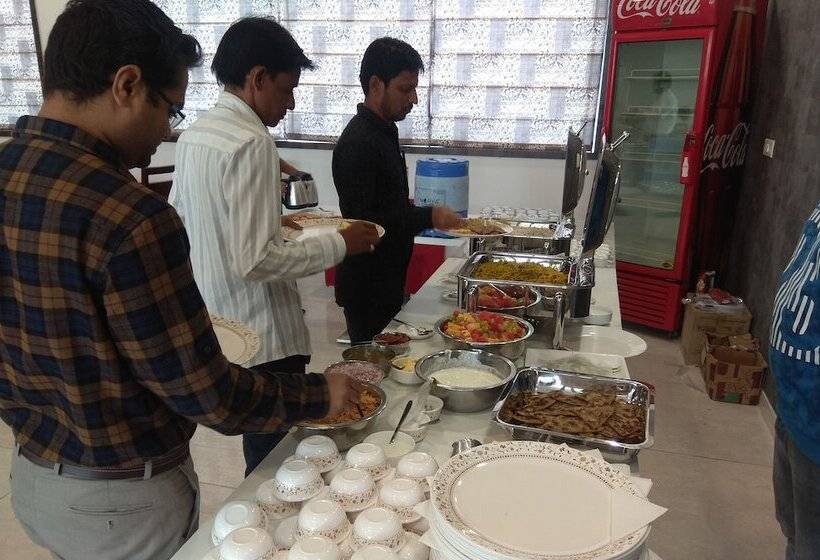 酒店 Visawa Palace Nanded