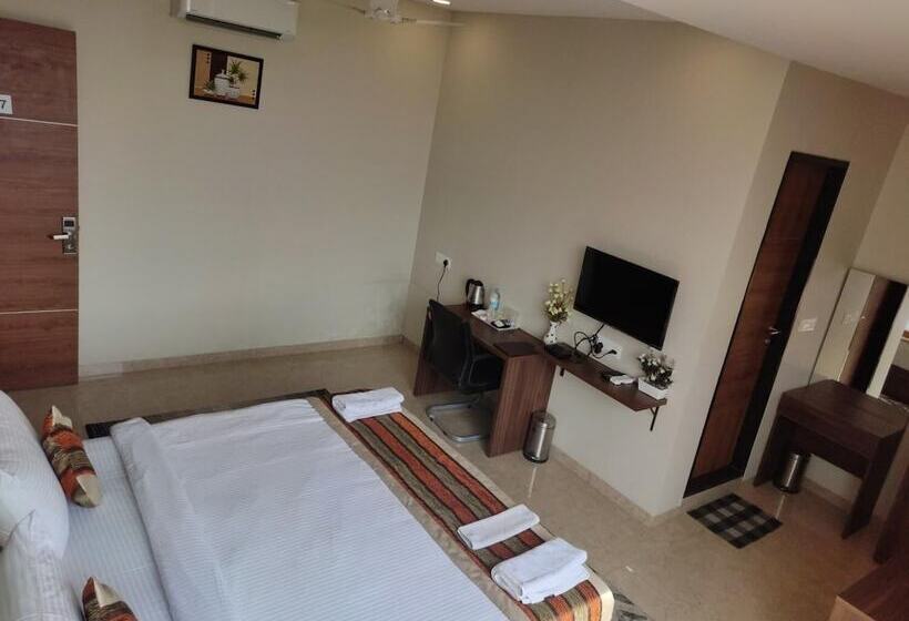 酒店 Visawa Palace Nanded