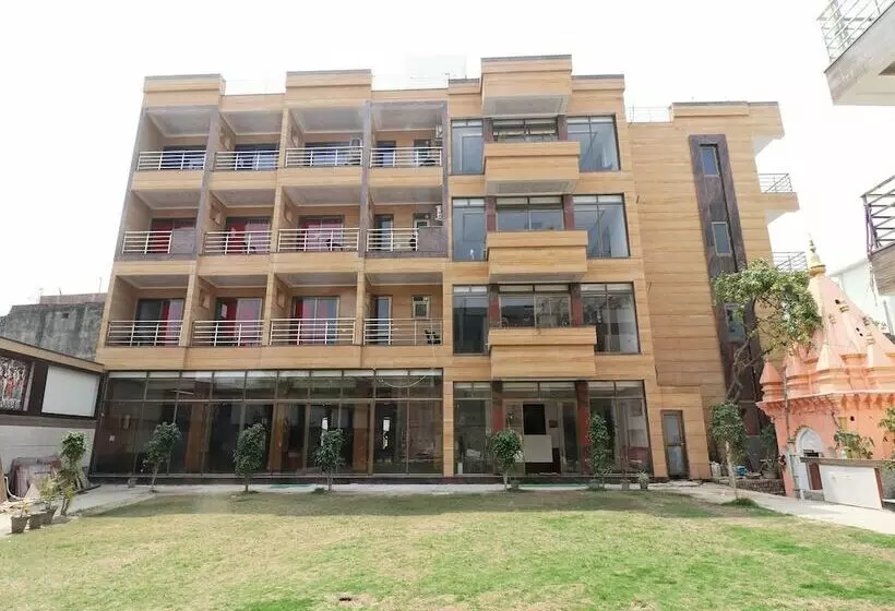 Jjk Rukmini Vilas Hotel & Banquet By Oyo Rooms