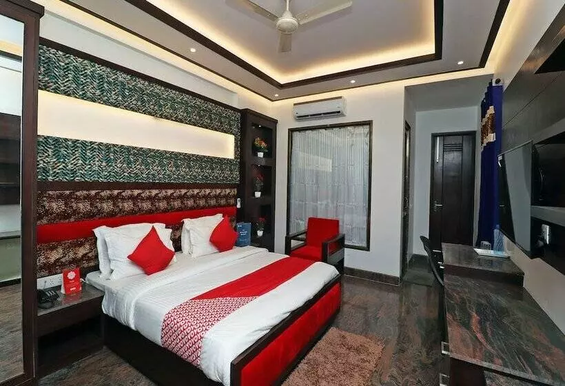 Jjk Rukmini Vilas Hotel & Banquet By Oyo Rooms