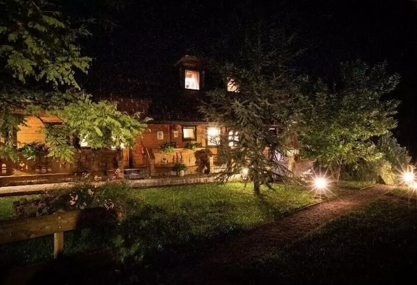 Korošec Apartments And Wellness Centre