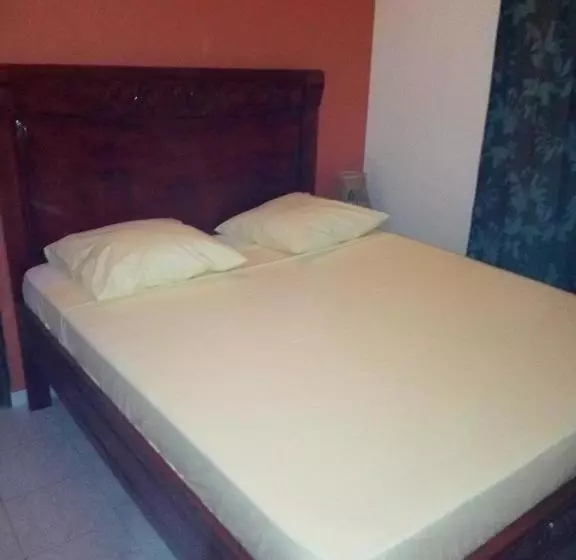 پانسیون Chez Coumba Et Daniel