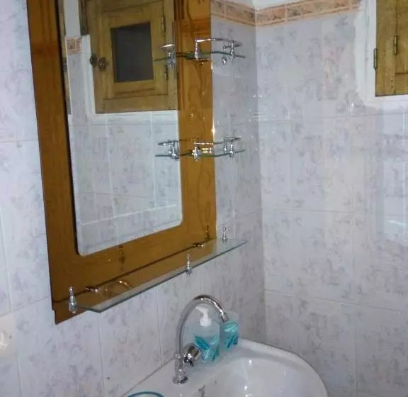 پانسیون Chez Coumba Et Daniel