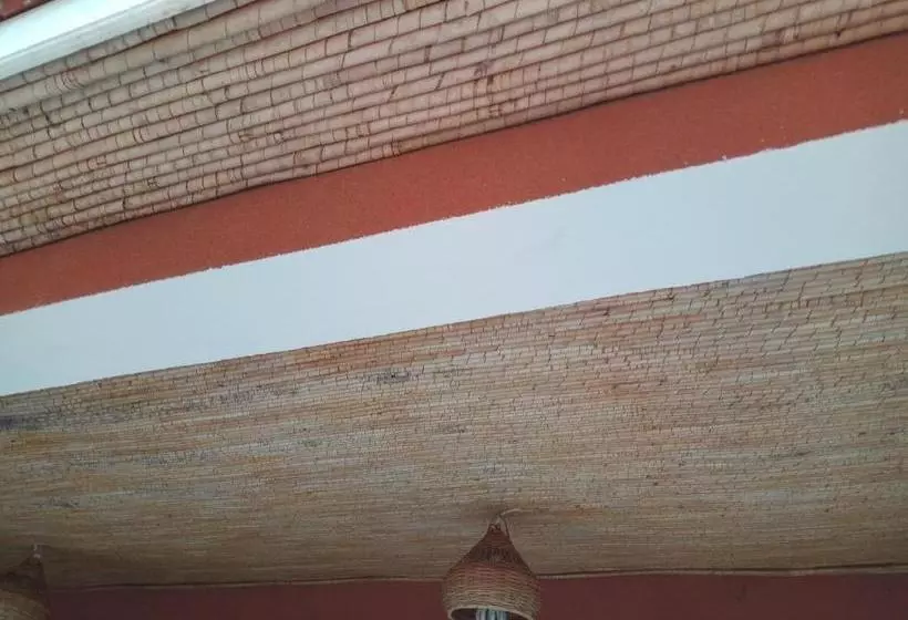 پانسیون Chez Coumba Et Daniel