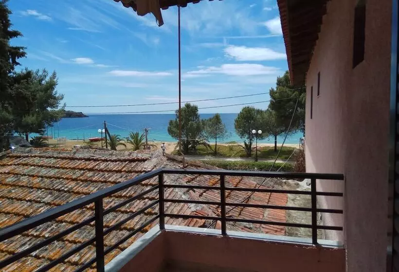 Toroni Apartments