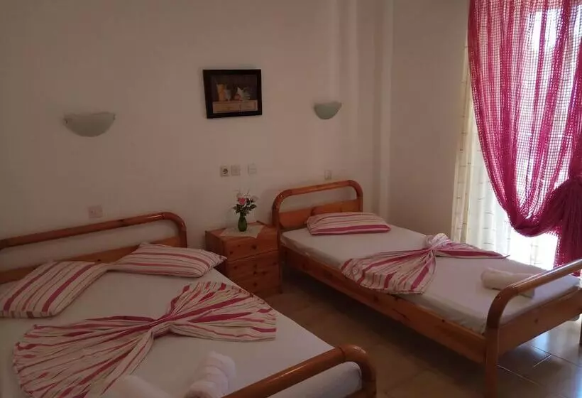 Toroni Apartments