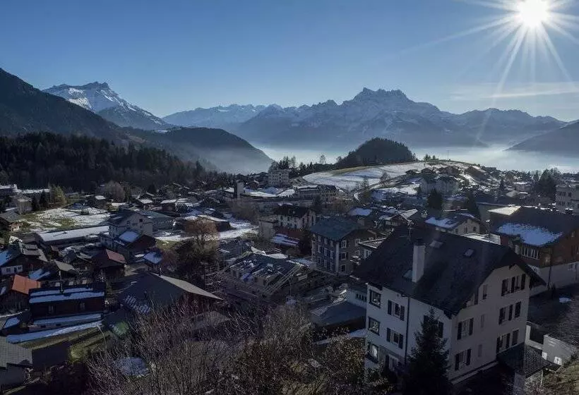 בית מלון כפרי Alpine Classic