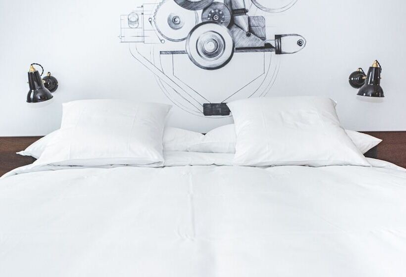 هتل Bernina Geneva