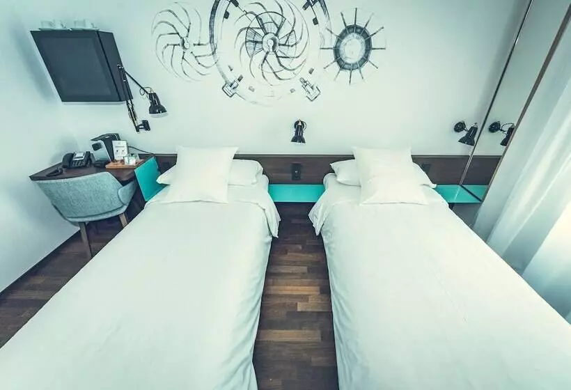 هتل Bernina Geneva