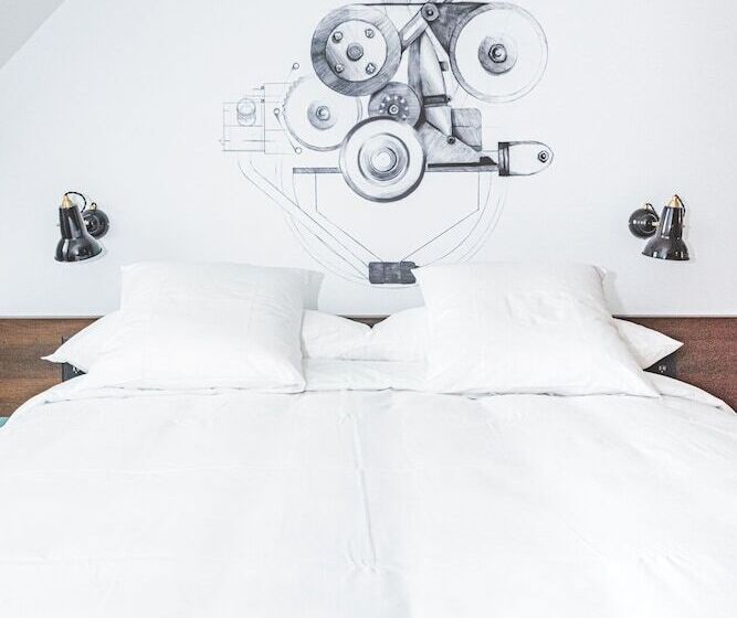 هتل Bernina Geneva