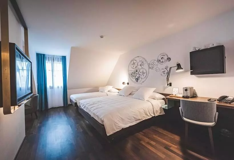 هتل Bernina Geneva