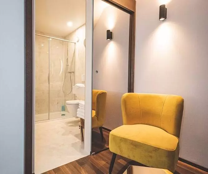 هتل Bernina Geneva