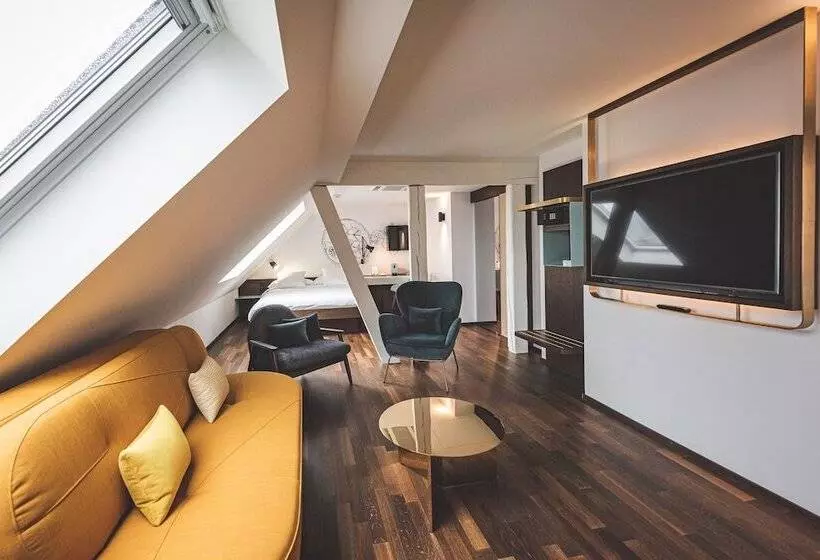 هتل Bernina Geneva