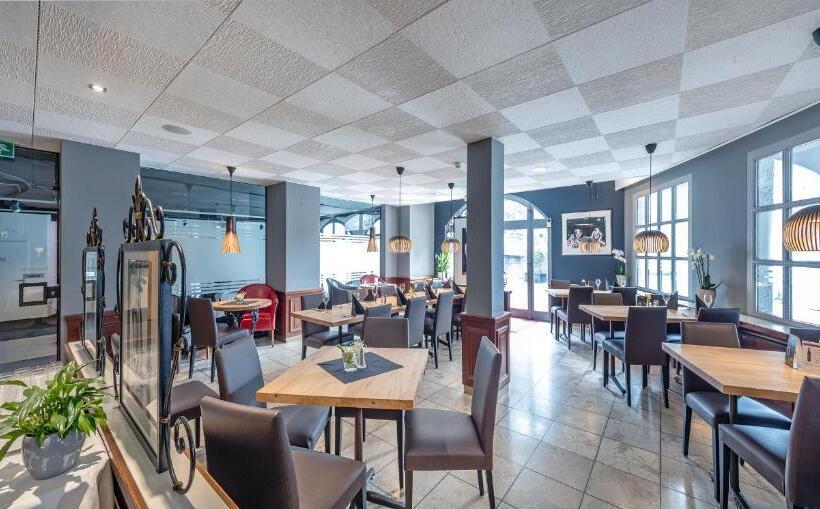 בית מלון כפרי Chur.ch