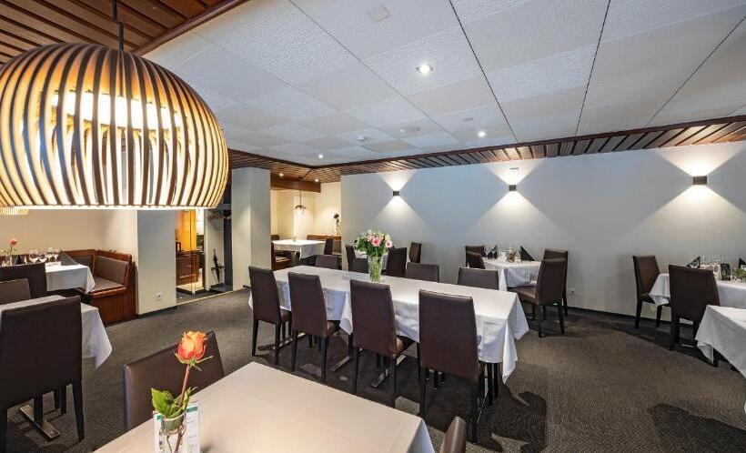 בית מלון כפרי Chur.ch