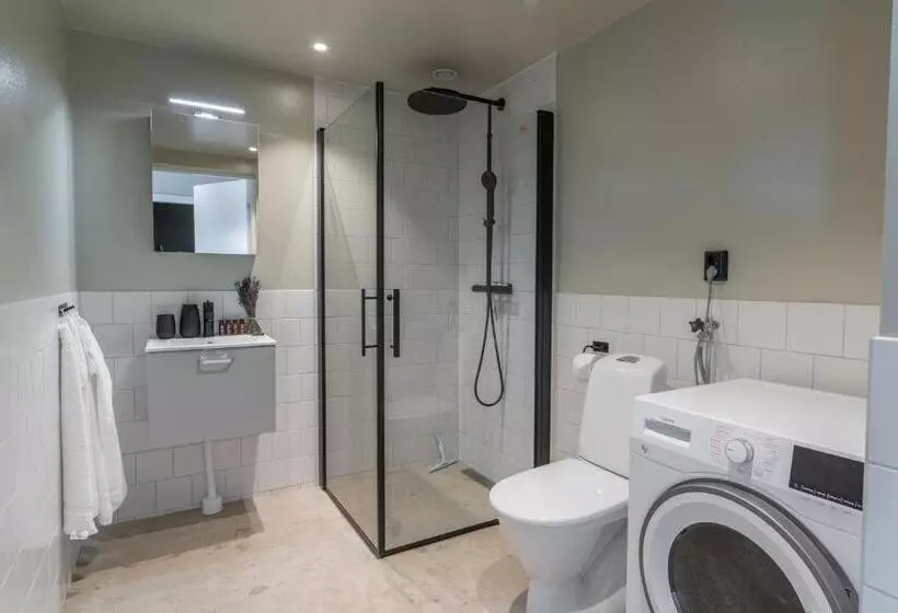 Отель L Hanöhus Hällevik