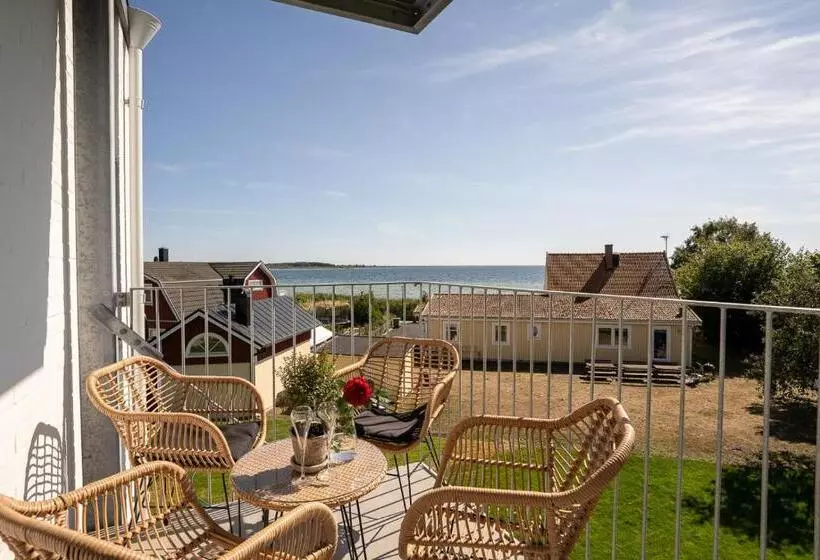 Отель L Hanöhus Hällevik