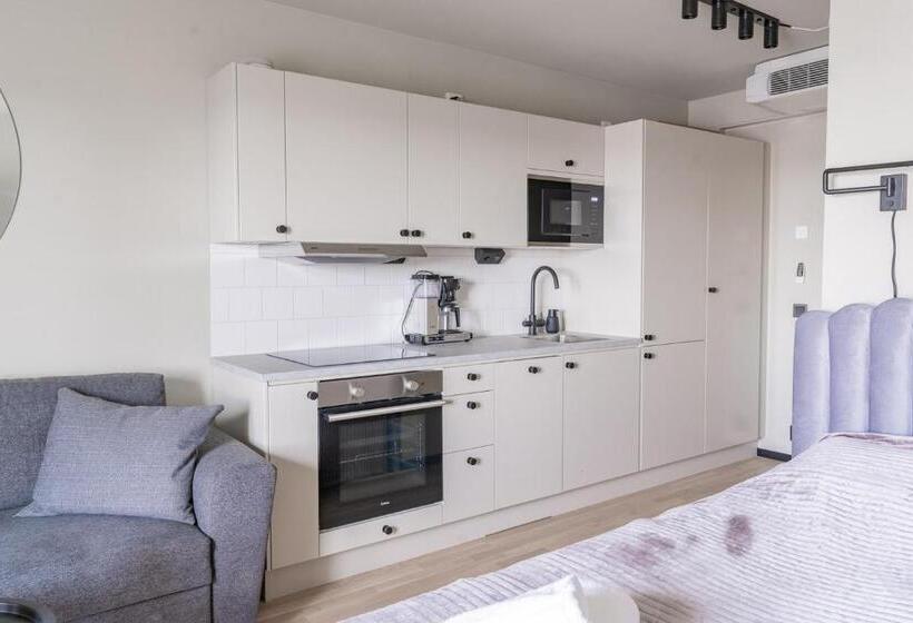 هتل L Hanöhus Hällevik