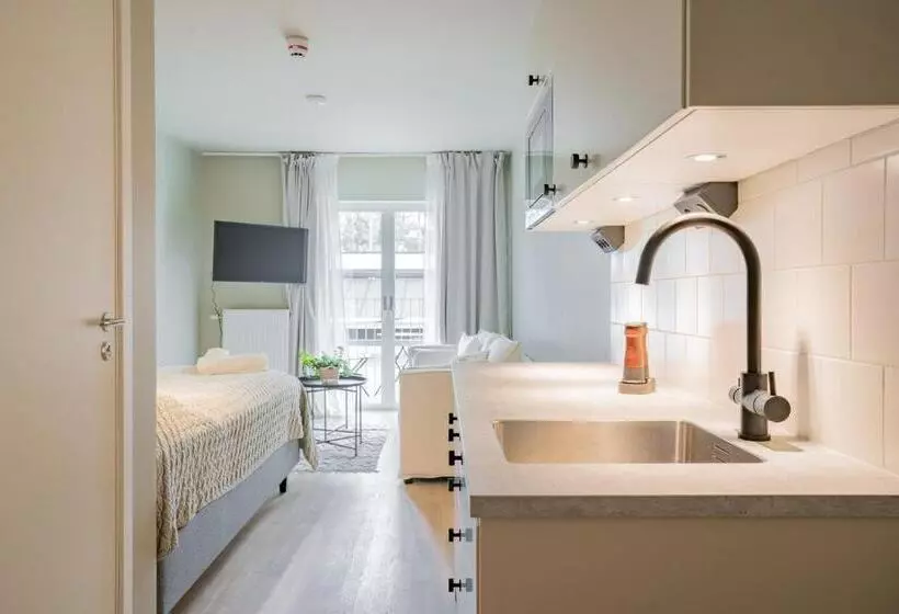 Отель L Hanöhus Hällevik