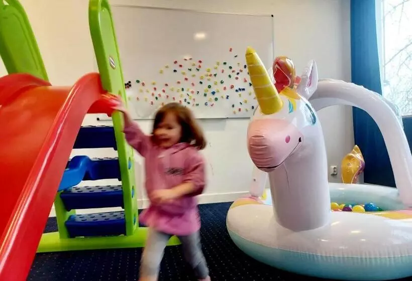 Vänerport Stadshotell I Mariestad