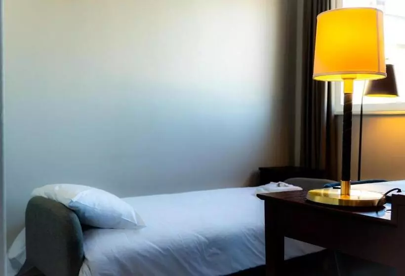 Vänerport Stadshotell I Mariestad