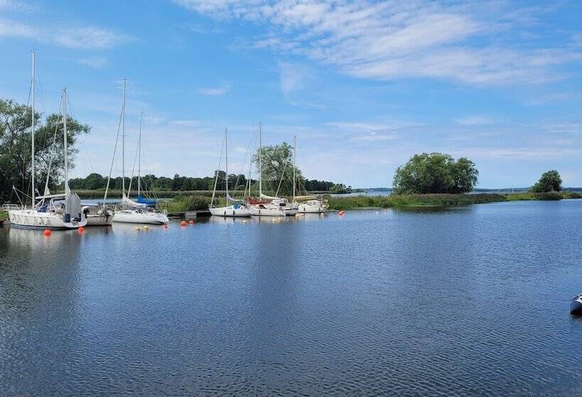 Vänerport Stadshotell I Mariestad