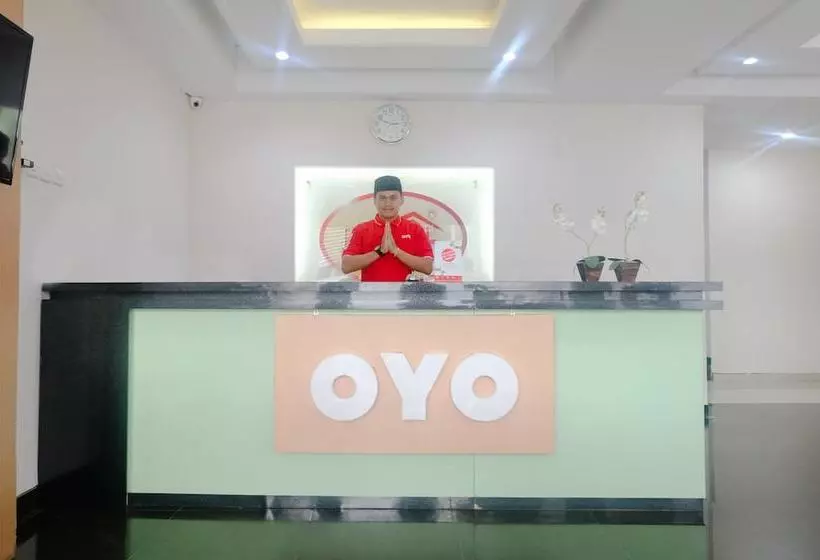 ユースホステル Hasanah Guest House Syariah De Saphire By Oyo Rooms
