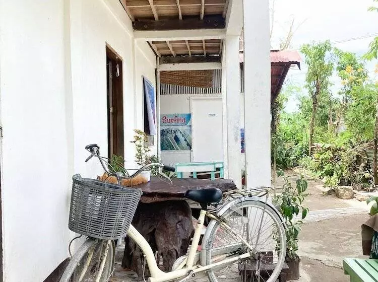 تختخواب و صبحانه Moonlight Homestay