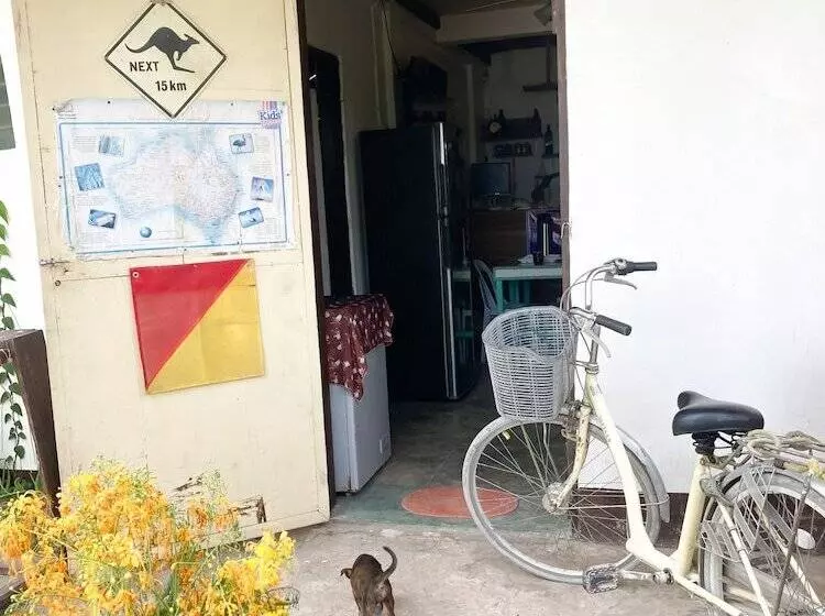 تختخواب و صبحانه Moonlight Homestay