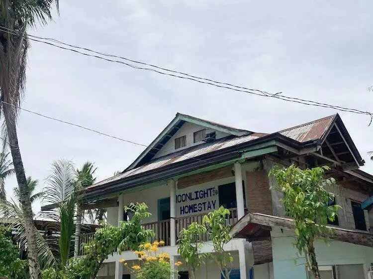 تختخواب و صبحانه Moonlight Homestay