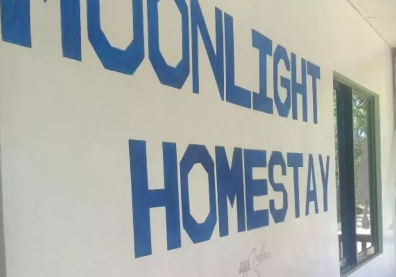 تختخواب و صبحانه Moonlight Homestay