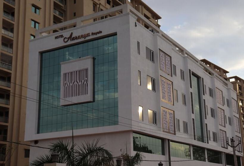 Hotell Aarunya Royale