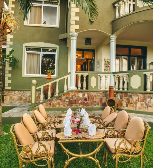 Amata N Ubuki Boutique Hotel Ltd