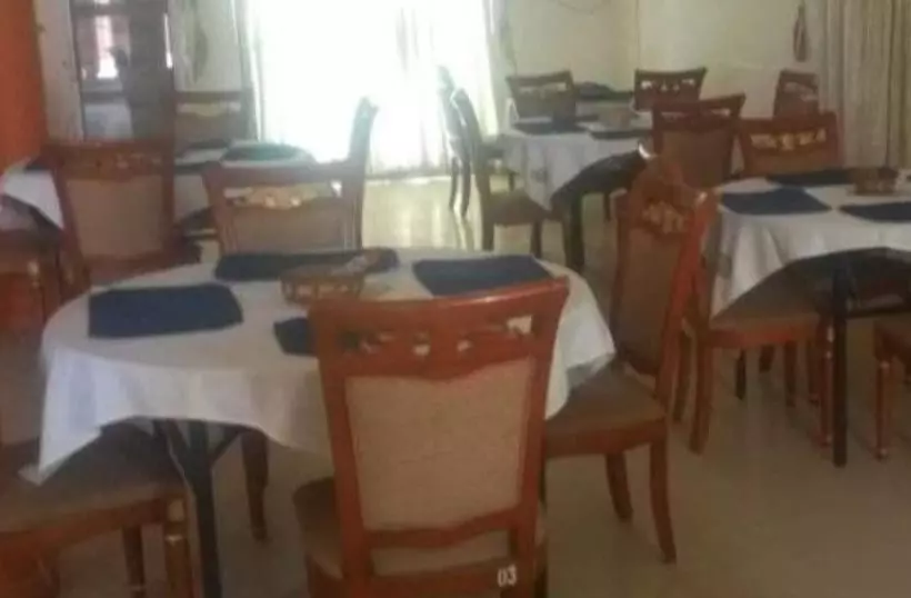 Hotelli Bigiza Court