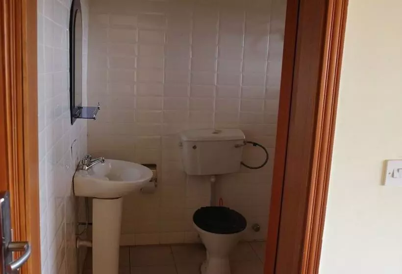 Hotelli Bigiza Court