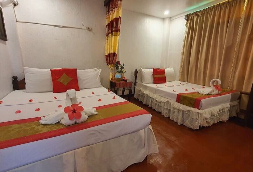 Hotel Evangeline Beach Resort