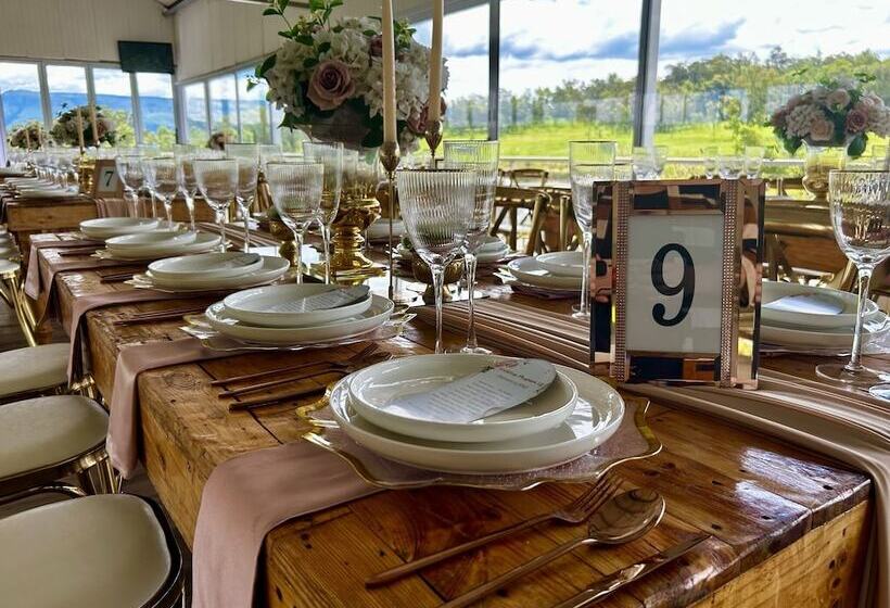 호텔 Grey Goose Game Lodge