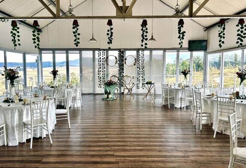 호텔 Grey Goose Game Lodge