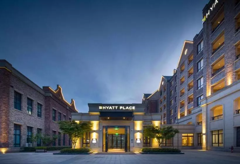 Hotelli Hyatt Place Tongxiang Train Station