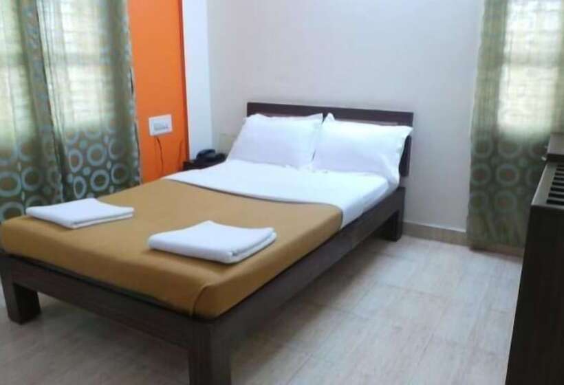 ホテル Iroomz Royal Inn