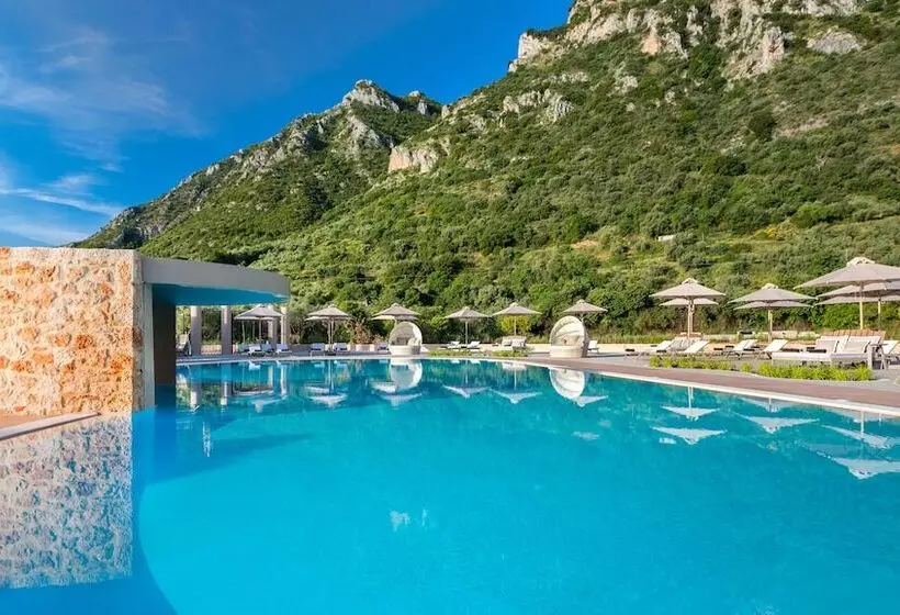 ホテル Kyniska Palace Conference & Spa