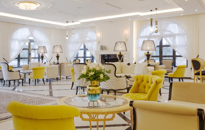 酒店 Kyniska Palace Conference & Spa